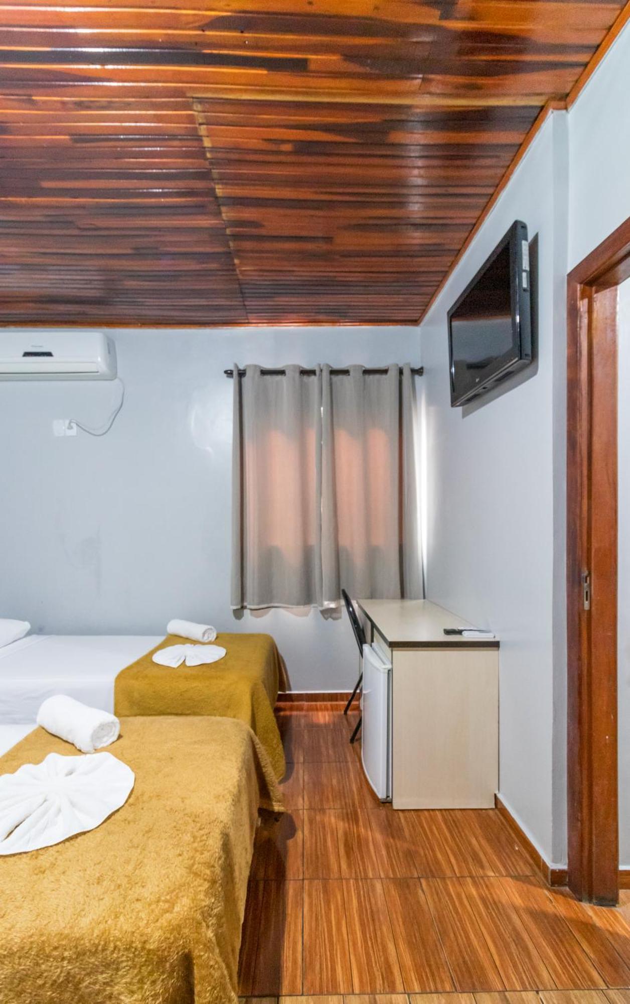 Foz Budget Hotel Фос-ду-Игуасу Экстерьер фото